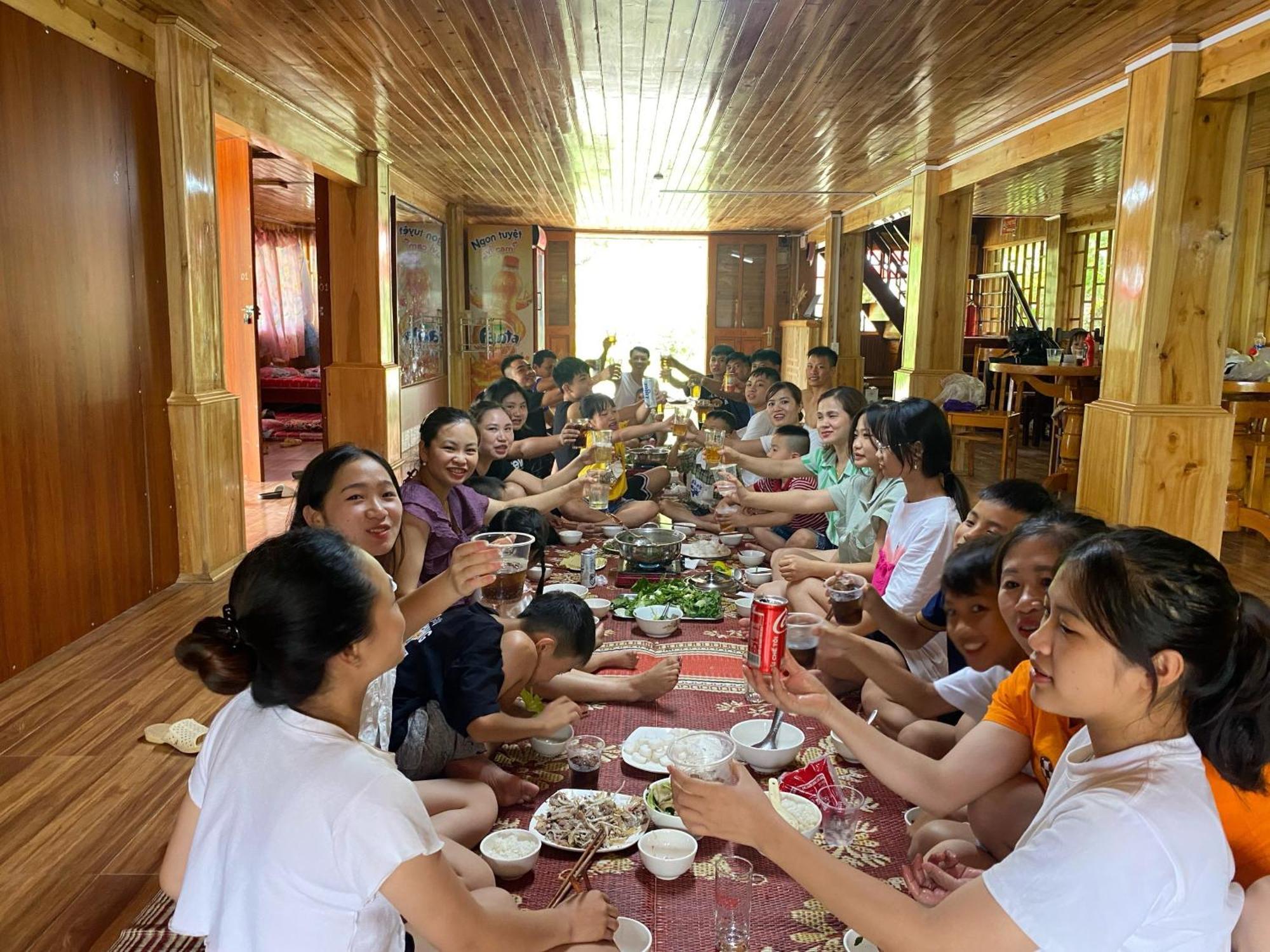 Sakura Homestay Sa Pa Esterno foto